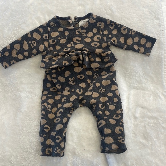 6 mo. Play Up Animal Print Bodysuit - Picture 1 of 3